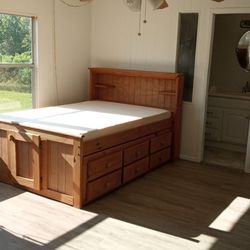 Full Size Bed With Mattress With 6 Drawers 