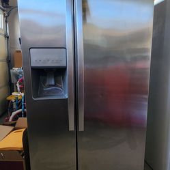 Whirlpool Stainless Steel French Door Refrigerator