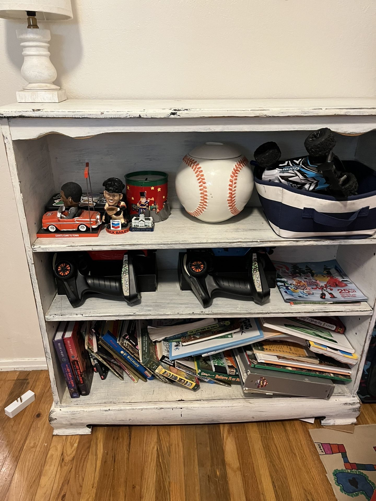 Book Shelf 