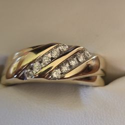 Men's 14k Yellow Gold 2-Row Diamond Wedding Ring