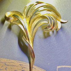 Estate " Crown Trafari" woman's/men brooch