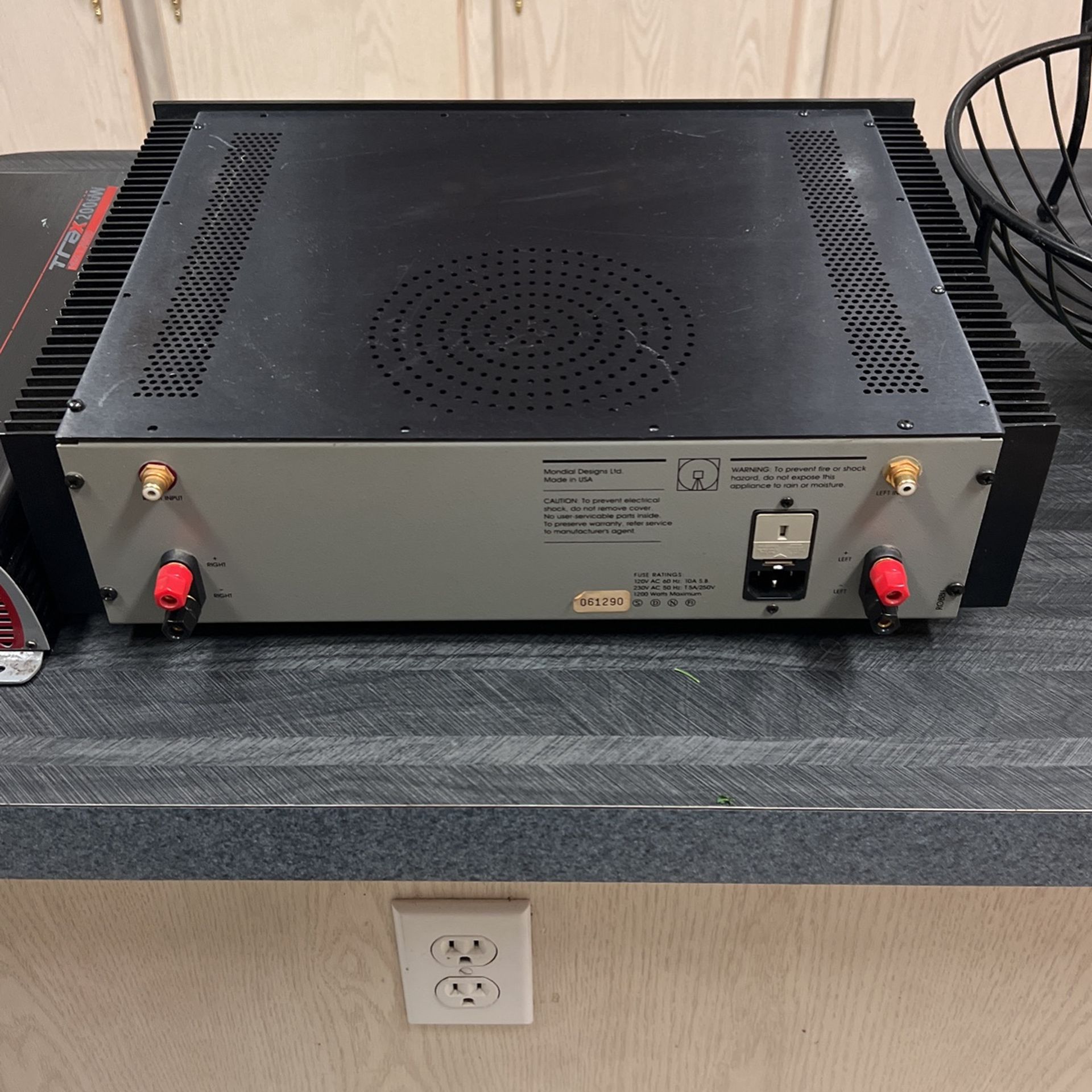 Acurus A250 Stereo Power Amplifier; A-250