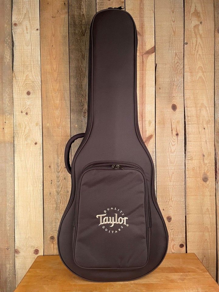 Like New, Taylor Grand Auditorium Aero Case