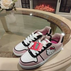 Hello Kitty Shoes 