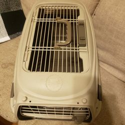 Dog/Cat Kennel (Carrier)