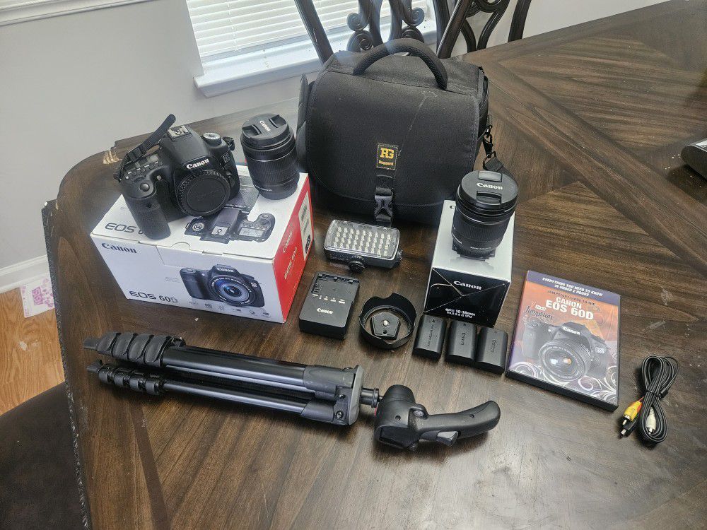 Canon EOS 60D with Accessories 