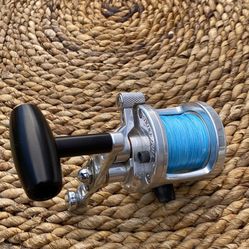  AVET SX 5.0-1  Right Handed SILVER Big Game Fishing Reel - Loaded with SPECTRA Line!!! 