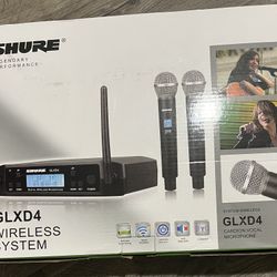 GLXD4 Dual Channel Wireless Microphone With 2 Beta58