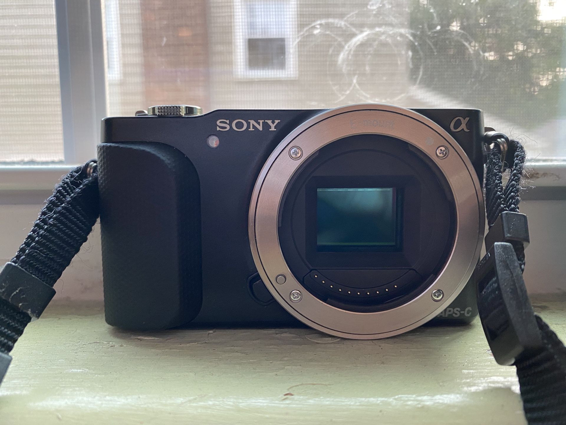 Sony Alpha 6100 mirrorless video camera