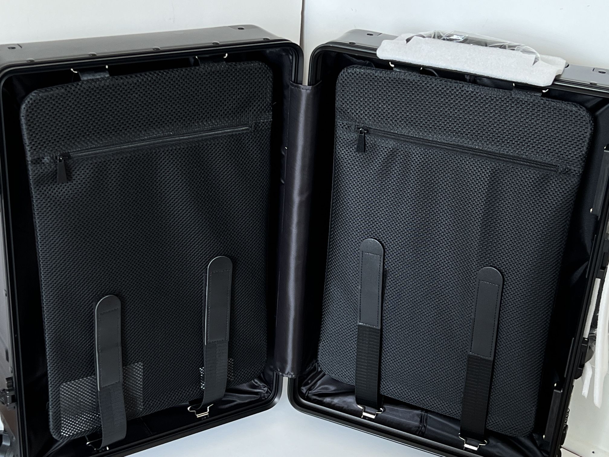 Luggage Aluminum Carry-on Silver or Black