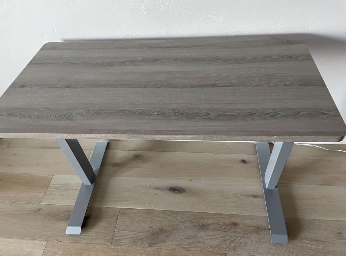 Standing desk- Powered adjustable