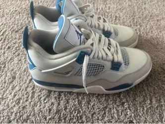 Military blue 4s and gym red dunks