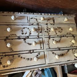 Shabby Chic Wood Distressed Button Dresser