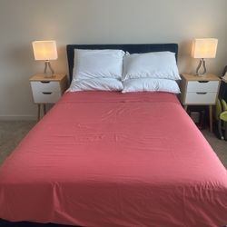 Full Size Bed With Mattress And Pillows And Side Tables With Lamps 