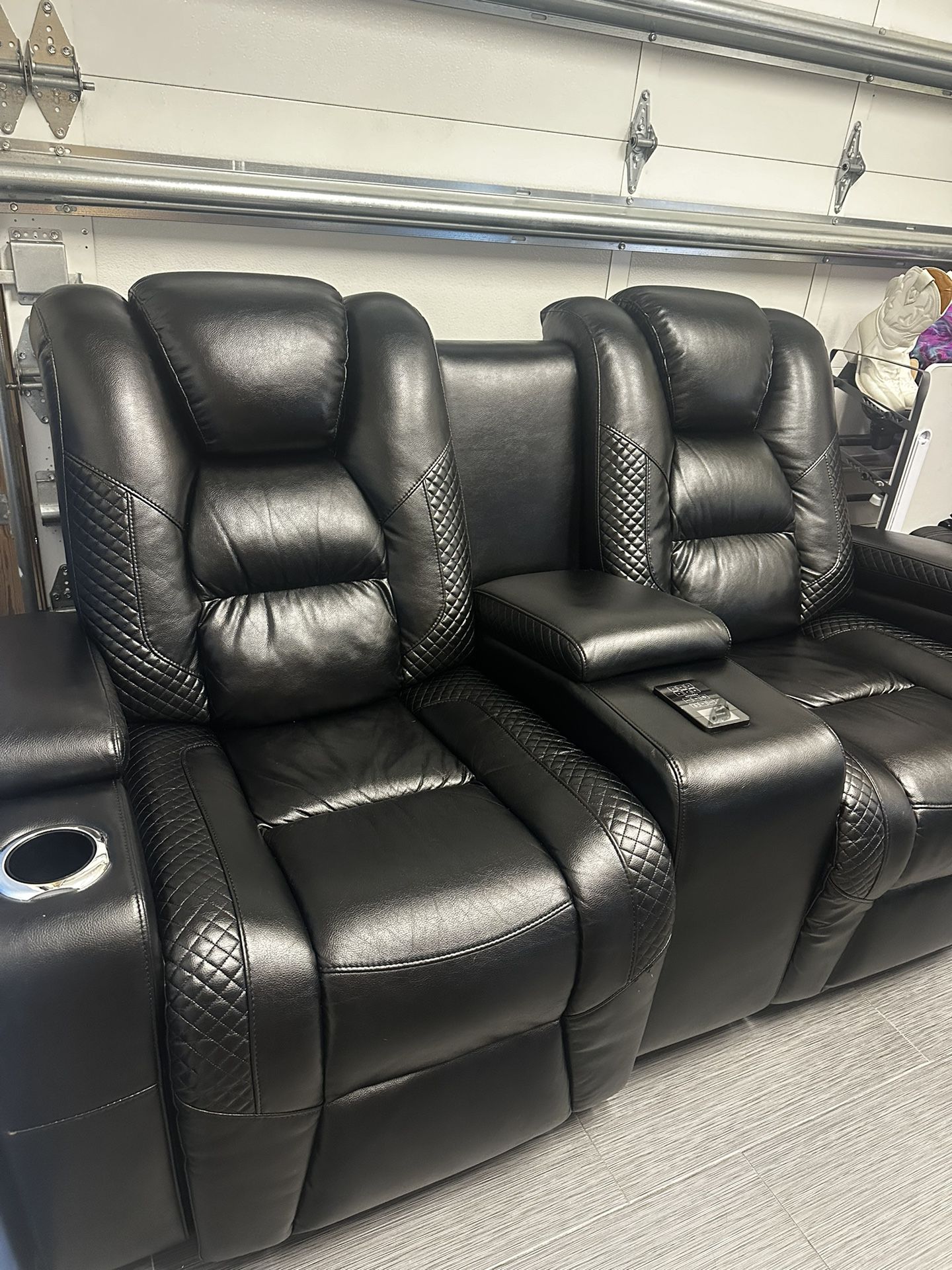 Black 2 Seater Sofa Electric Recliner