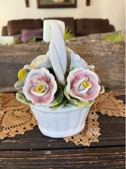 Vintage porcelain basket