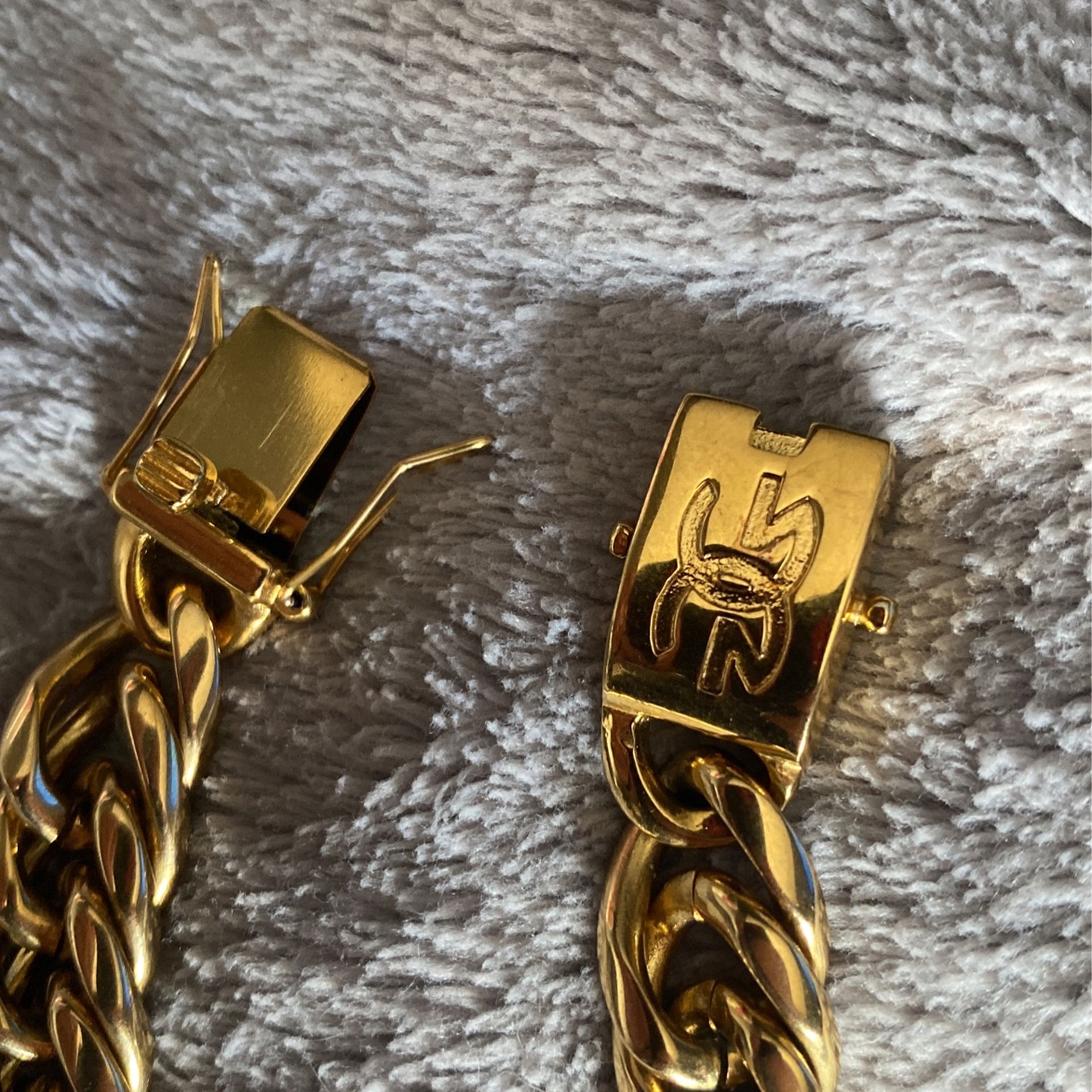 18k Gold Plated Gold Gods Cuban Link Never Worn  