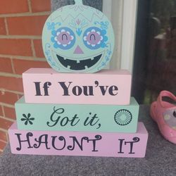 Halloween Decor 