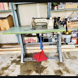 Consew Model 230 Industrial Sewing Machine 