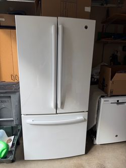 GE Energy Star French Door Refrigerator