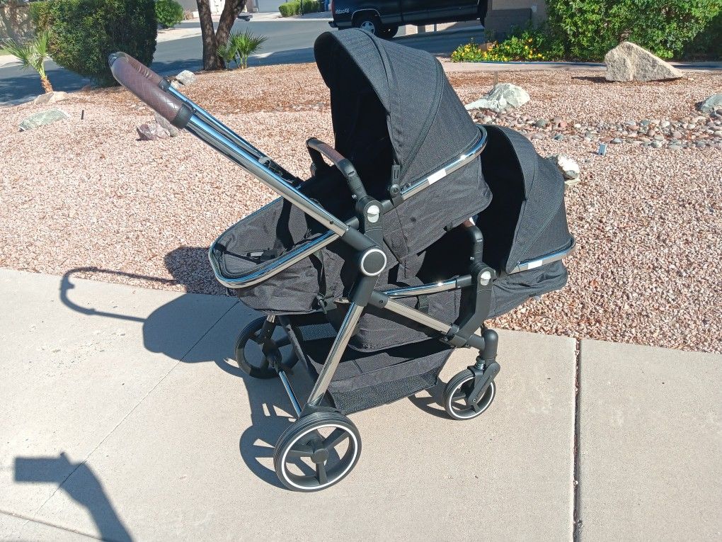 Brand New Baby Stroller For One Or Two Babies Regular $300 Asking $150 Firm