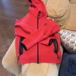 Men’s Small Nike tech jacket 