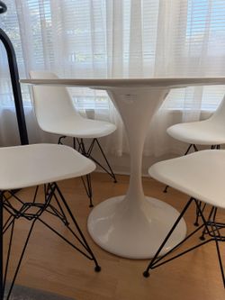 Dining set