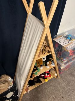 KIDS SHELF