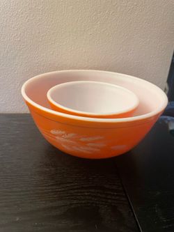 Vintage Pyrex Autumn Harvest