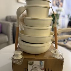 $70 For This Beautiful Carote Cook Ware Set It’s Brand New and Pick Up Gahannna