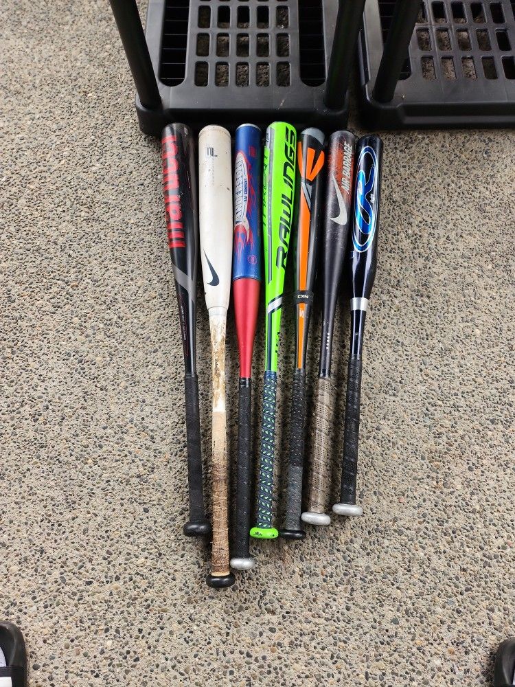 Baseball/Softball Bat In Lot