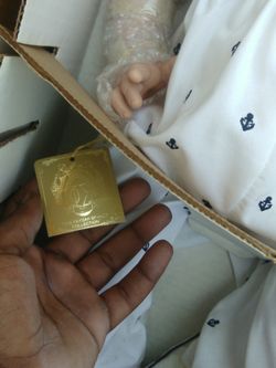 Collection iteam doll