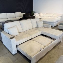 Pull-Out Sleeper Couch – 82” Wide   / Free Local Delivery 📦 