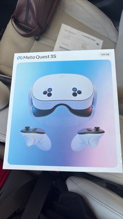 Meta Quest 3s 128 gig NEVER OPENED