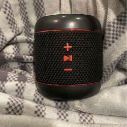 hmdx speaker 