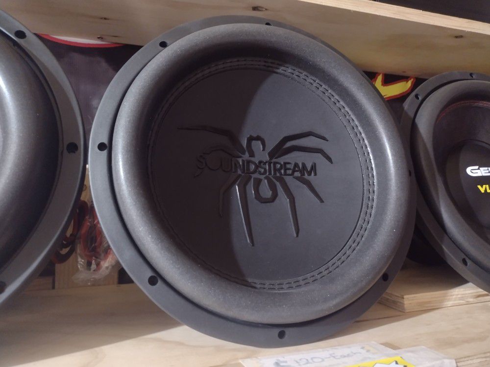 New 12" Soundstream Tarantula 2000w Max Power Subwoofer $160 each 