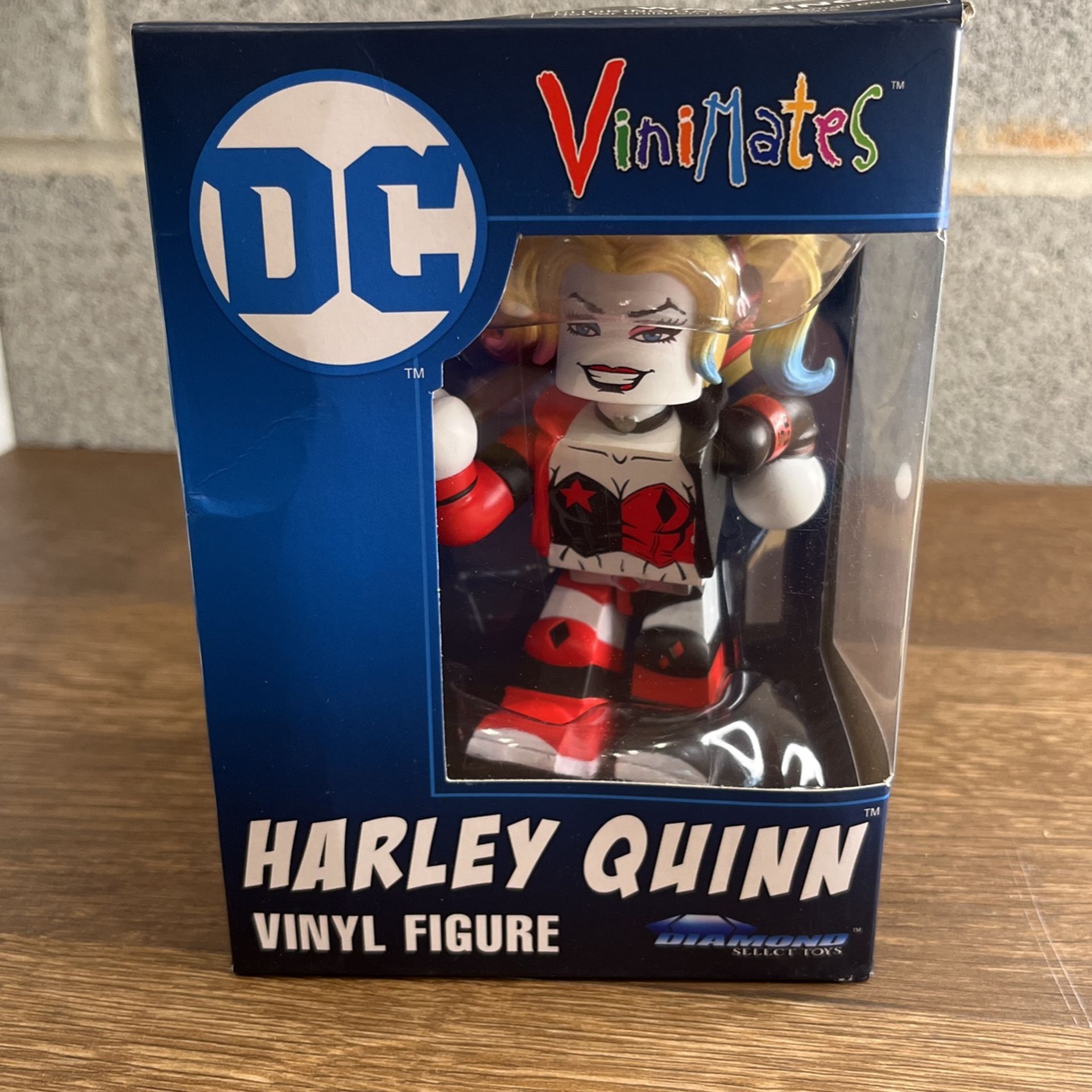 Harley Quinn DC Vinyl Figure Vinimates