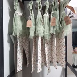 4 Piece Girl Set. Super Deal Only $8.00