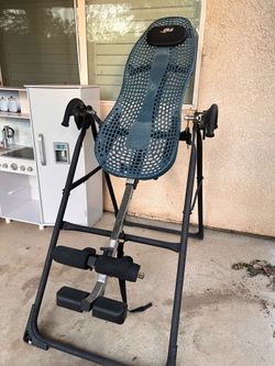 Teeter hang ups inversion table