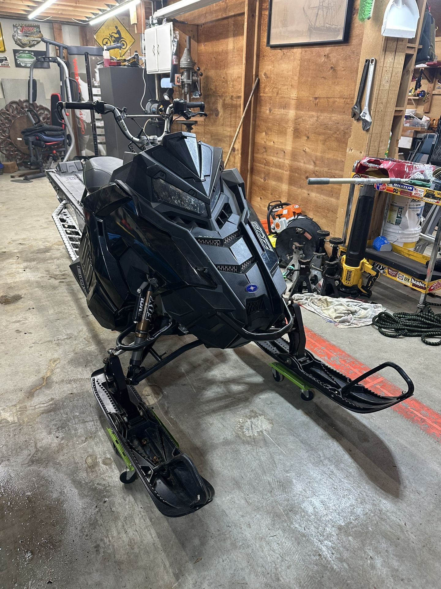 2016 Polaris RMK pro