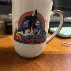 Marineland Souvenir, Hanna Barbera's Marineland Mug