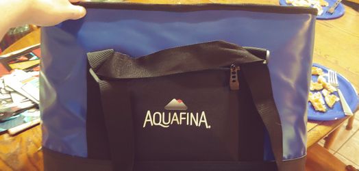 Insulated cooler bag