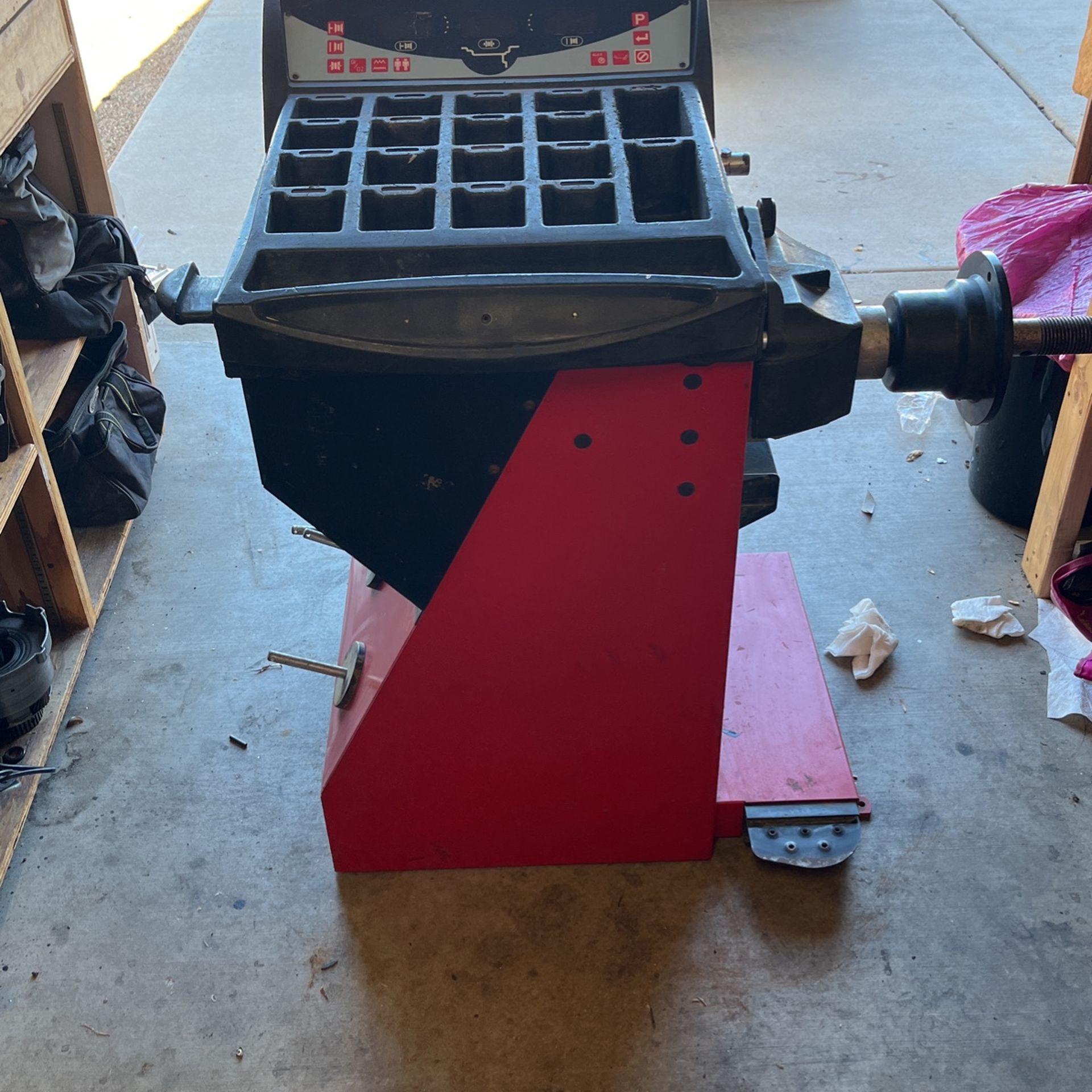 Snap-on Tire Balancer EEWB304D