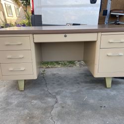Cole Steel Vintage Mid Century Modern Tanker Desk