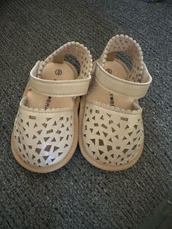 Size 3 baby shoes