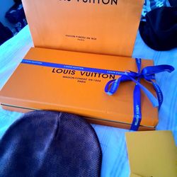 💥💥LV Beanie 💥💥