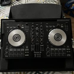 Pioneee DJ Controller  DDJ—SB3DJ