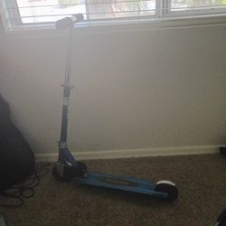 Blue razor scooter