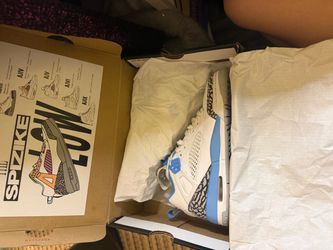 JORDAN SPIZIKE LOW (GS) - WHITE/UNIVERSITY BLUE 5Y