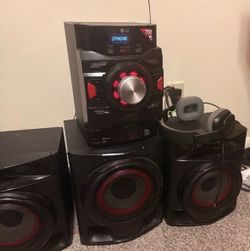 LG 700 watt stereo system